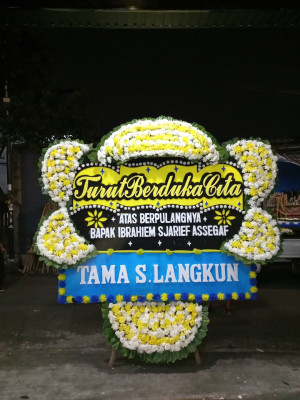 Papan Bunga Duka di Inggerus